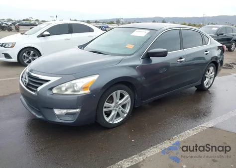 2013 Nissan Altima 2.5 S z USA, uszkodzony, nr VIN 1N4AL3AP7DN582010